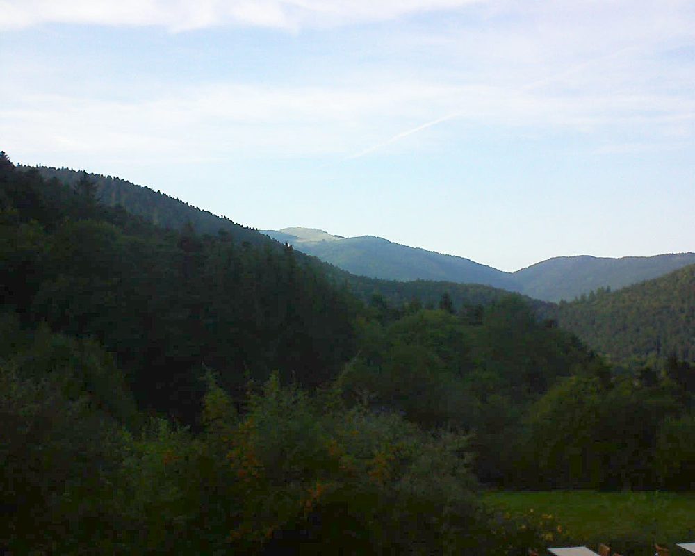 Le petit ballon vu depuis le Domaine Langmatt à Murbach le 14.09.2019 à 18:00 Le petit ballon (Alsace, Vosges) le 14.09.2019 à 18:00
