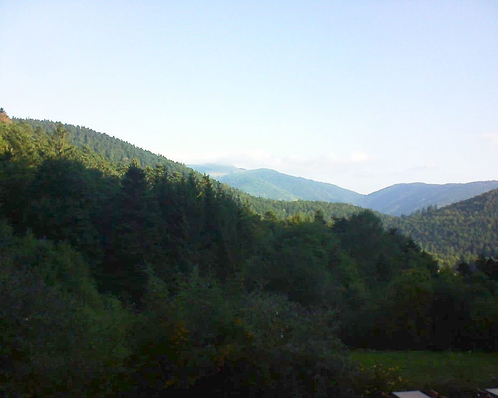 Le petit ballon vu depuis le Domaine Langmatt à Murbach le 18.09.2019 à 09:15 Le petit ballon (Alsace, Vosges) le 18.09.2019 à 09:15