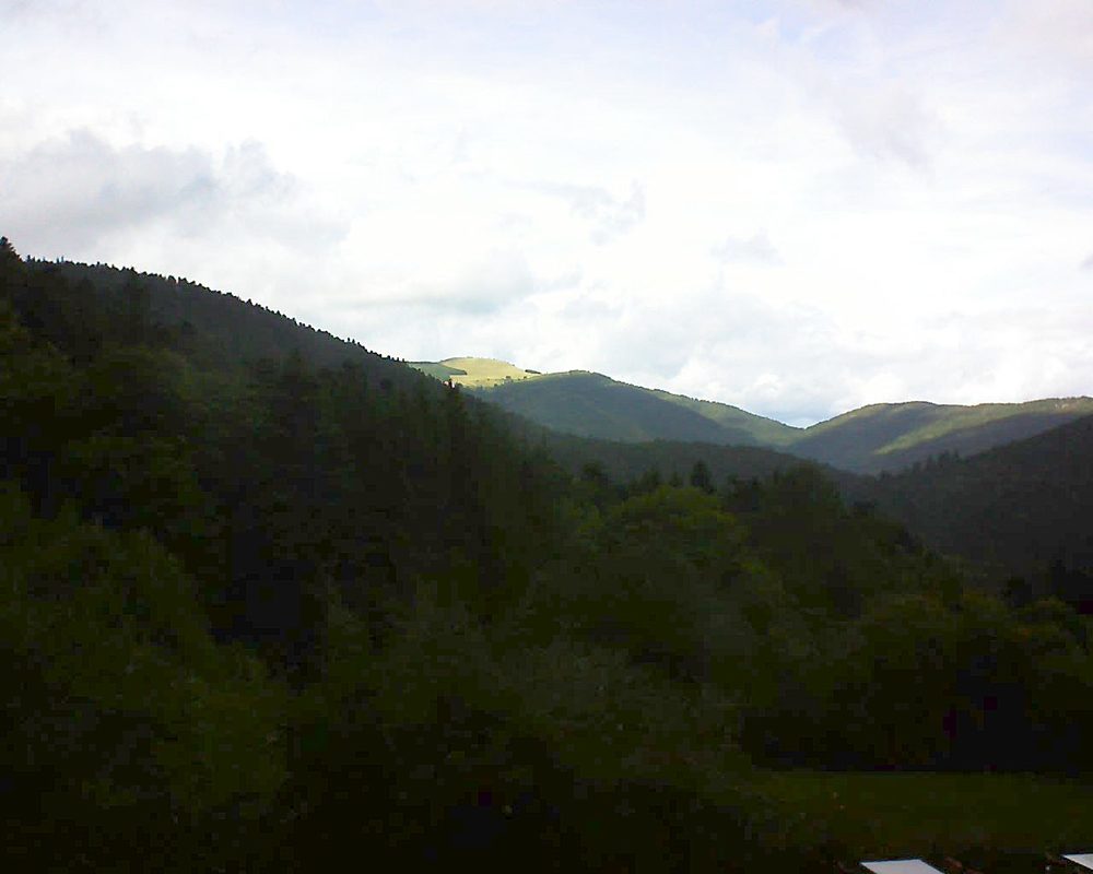 Le petit ballon vu depuis le Domaine Langmatt à Murbach le 28.09.2019 à 14:00 Le petit ballon (Alsace, Vosges) le 28.09.2019 à 14:00