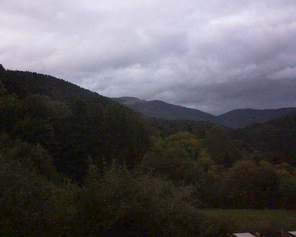 Le petit ballon vu depuis le Domaine Langmatt à Murbach le 07.10.2019 à 19:15 Le petit ballon (Alsace, Vosges) le 07.10.2019 à 19:15