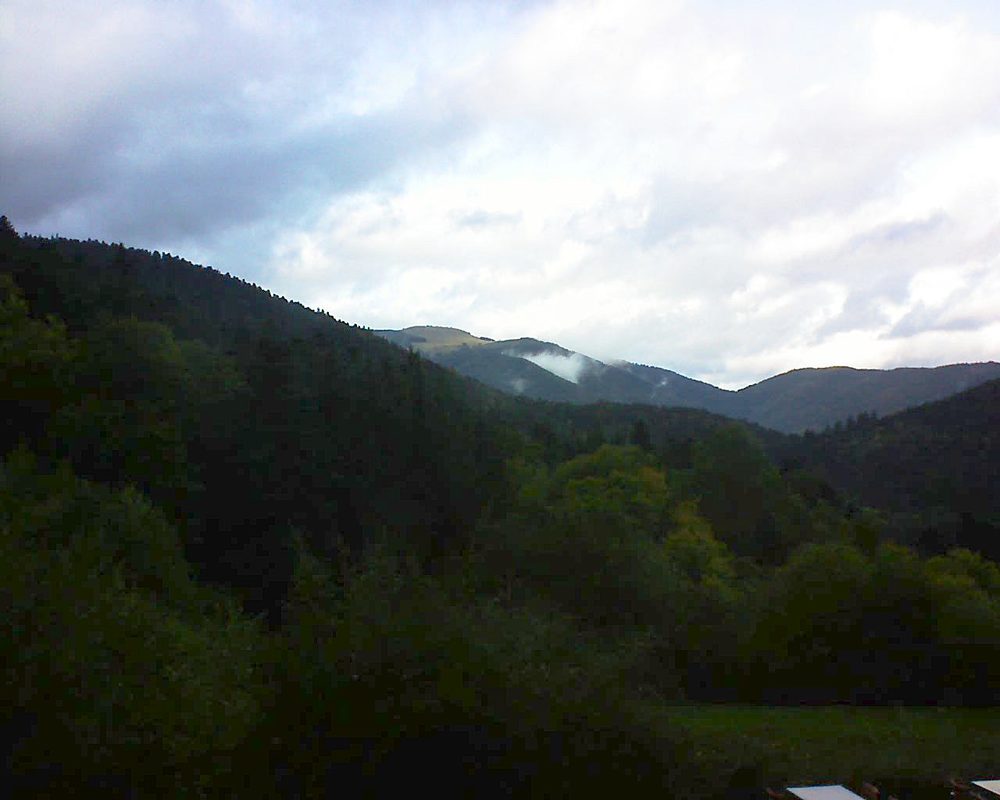 Le petit ballon vu depuis le Domaine Langmatt à Murbach le 09.10.2019 à 17:15 Le petit ballon (Alsace, Vosges) le 09.10.2019 à 17:15