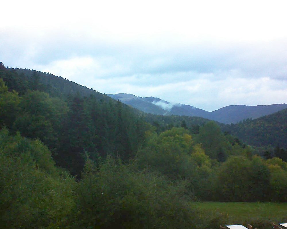 Le petit ballon vu depuis le Domaine Langmatt à Murbach le 09.10.2019 à 18:00 Le petit ballon (Alsace, Vosges) le 09.10.2019 à 18:00