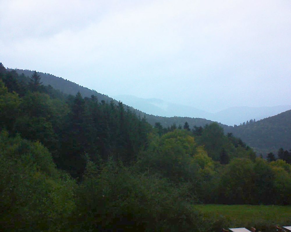 Le petit ballon vu depuis le Domaine Langmatt à Murbach le 09.10.2019 à 18:15 Le petit ballon (Alsace, Vosges) le 09.10.2019 à 18:15