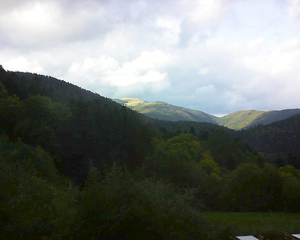 Le petit ballon vu depuis le Domaine Langmatt à Murbach le 10.10.2019 à 17:00 Le petit ballon (Alsace, Vosges) le 10.10.2019 à 17:00