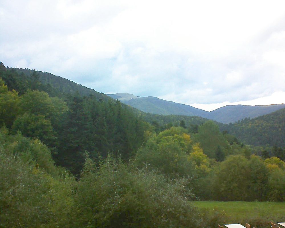 Le petit ballon vu depuis le Domaine Langmatt à Murbach le 10.10.2019 à 18:00 Le petit ballon (Alsace, Vosges) le 10.10.2019 à 18:00
