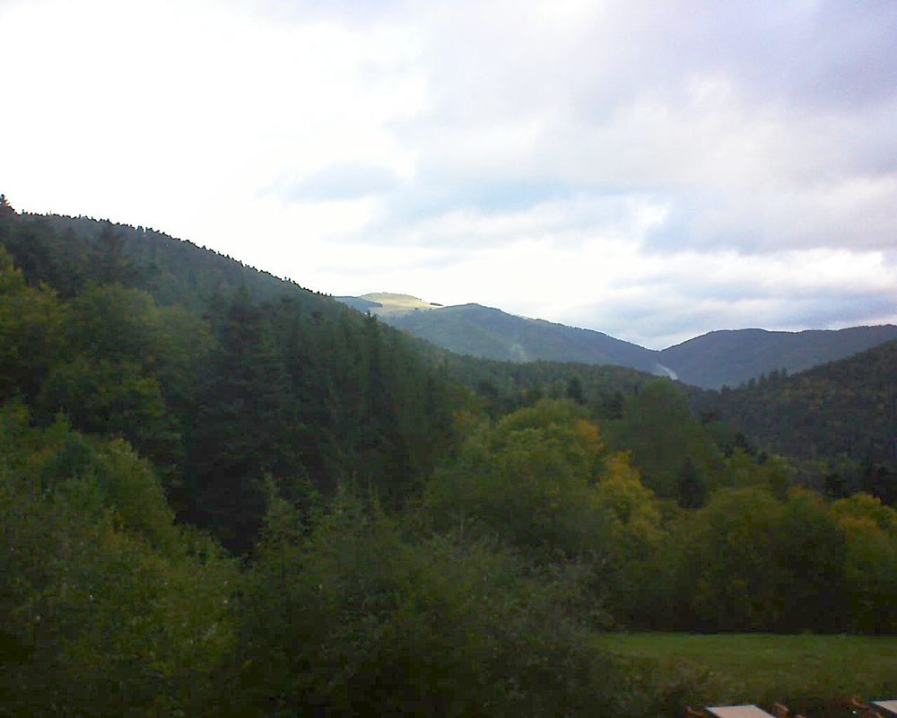 Le petit ballon vu depuis le Domaine Langmatt à Murbach le 11.10.2019 à 09:15 Le petit ballon (Alsace, Vosges) le 11.10.2019 à 09:15