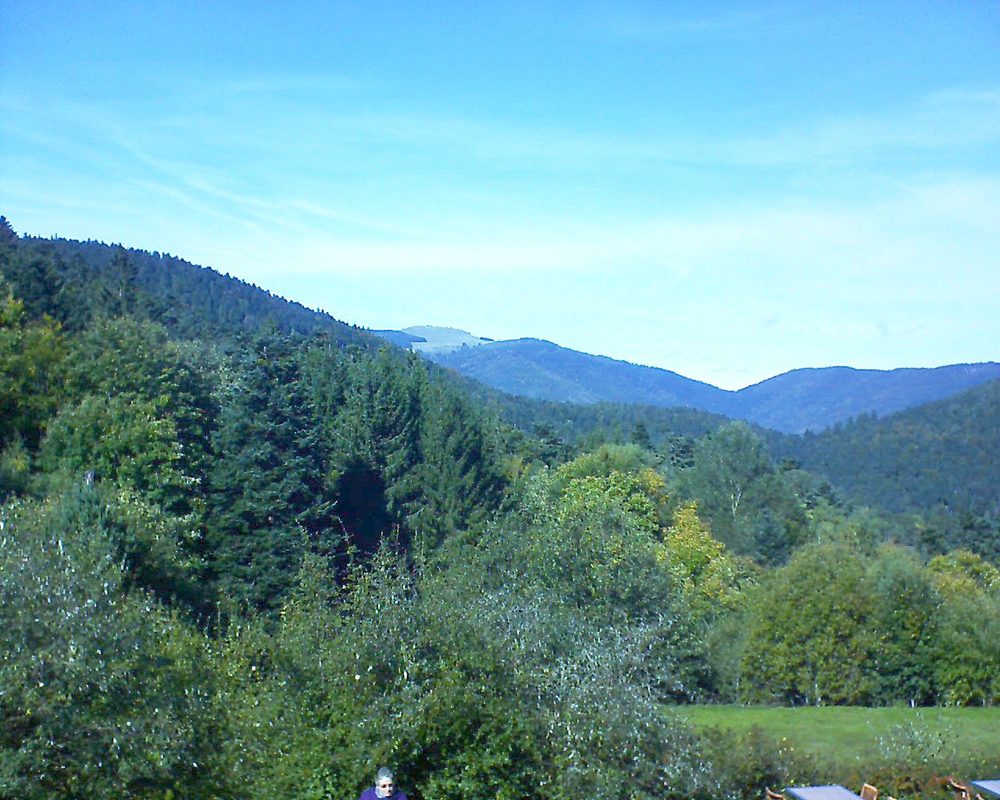 Le petit ballon vu depuis le Domaine Langmatt à Murbach le 11.10.2019 à 14:15 Le petit ballon (Alsace, Vosges) le 11.10.2019 à 14:15