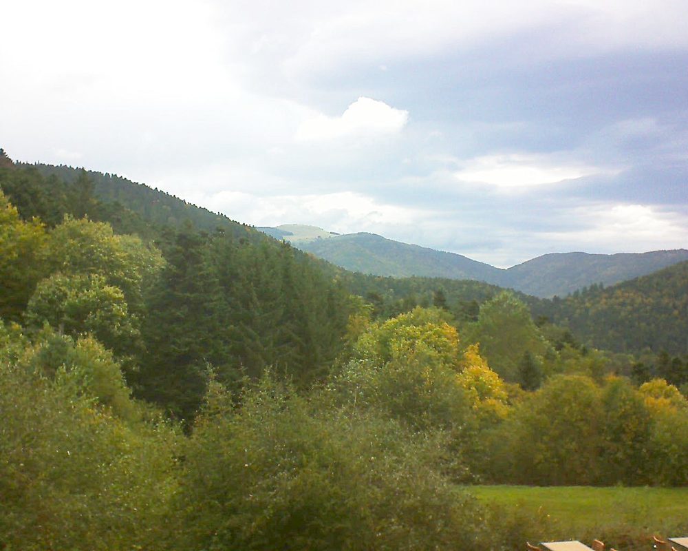 Le petit ballon vu depuis le Domaine Langmatt à Murbach le 12.10.2019 à 15:00 Le petit ballon (Alsace, Vosges) le 12.10.2019 à 15:00