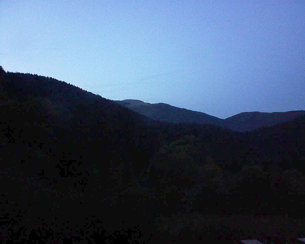 Le petit ballon vu depuis le Domaine Langmatt à Murbach le 16.10.2019 à 19:00 Le petit ballon (Alsace, Vosges) le 16.10.2019 à 19:00