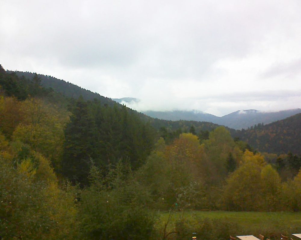 Le petit ballon vu depuis le Domaine Langmatt à Murbach le 08.11.2019 à 15:30 Le petit ballon (Alsace, Vosges) le 08.11.2019 à 15:30