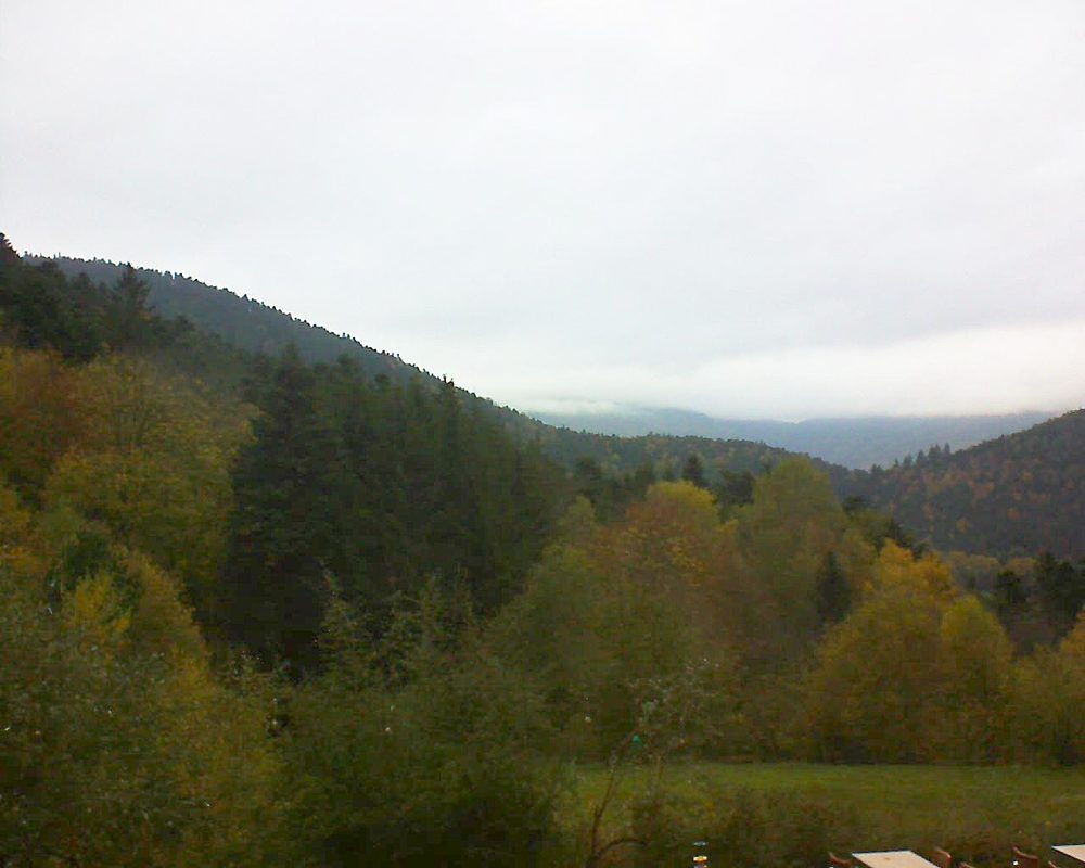 Le petit ballon vu depuis le Domaine Langmatt à Murbach le 08.11.2019 à 16:15 Le petit ballon (Alsace, Vosges) le 08.11.2019 à 16:15