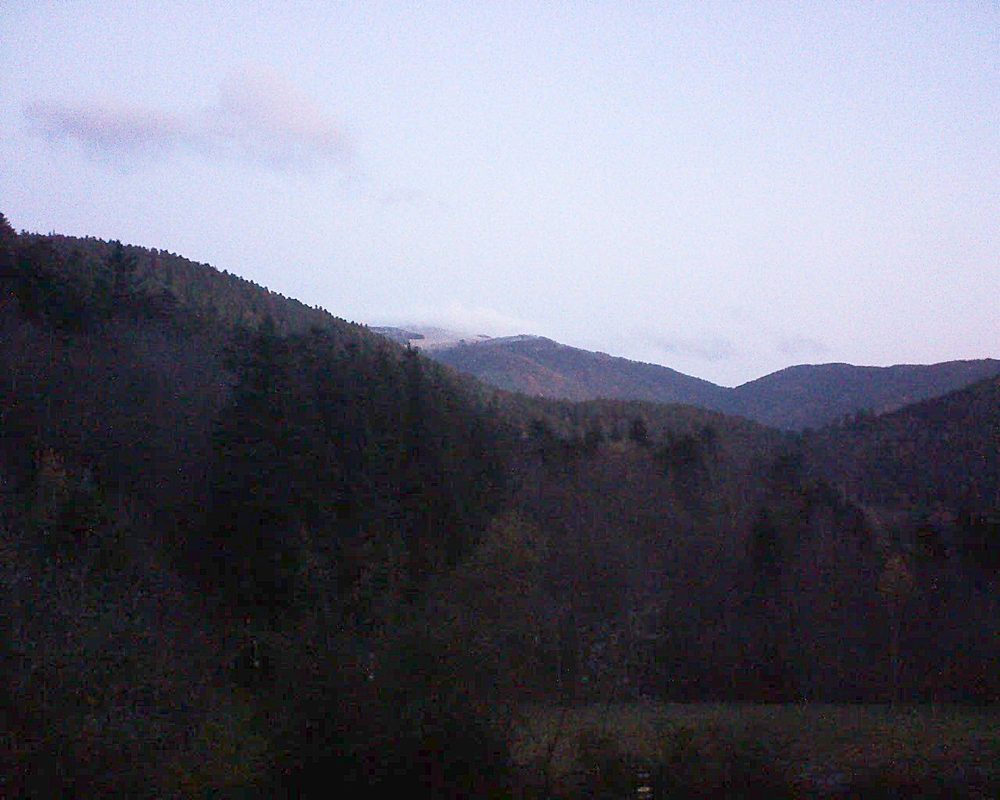 Le petit ballon vu depuis le Domaine Langmatt à Murbach le 03.12.2019 à 07:45 Le petit ballon (Alsace, Vosges) le 03.12.2019 à 07:45
