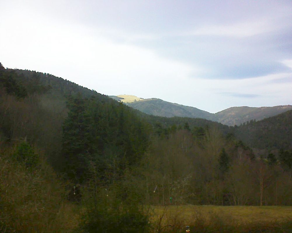 Le petit ballon vu depuis le Domaine Langmatt à Murbach le 14.01.2020 à 14:45 Le petit ballon (Alsace, Vosges) le 14.01.2020 à 14:45