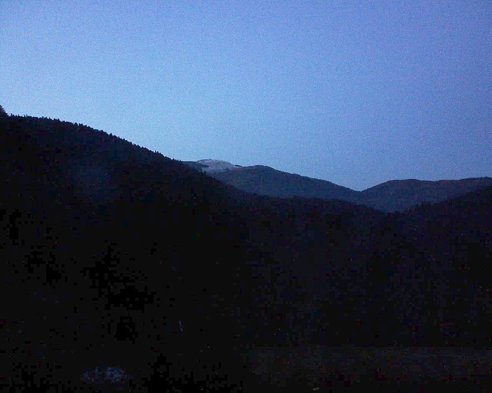 Le petit ballon vu depuis le Domaine Langmatt à Murbach le 07.02.2020 à 18:00 Le petit ballon (Alsace, Vosges) le 07.02.2020 à 18:00
