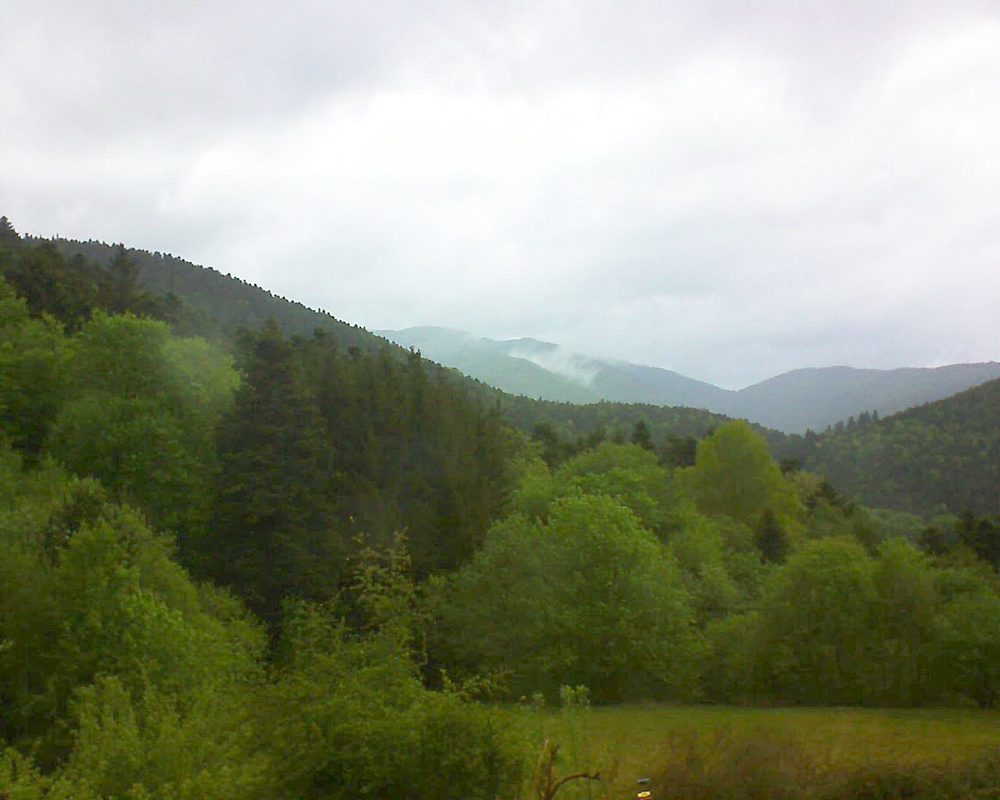 Le petit ballon vu depuis le Domaine Langmatt à Murbach le 30.04.2020 à 09:00 Le petit ballon (Alsace, Vosges) le 30.04.2020 à 09:00