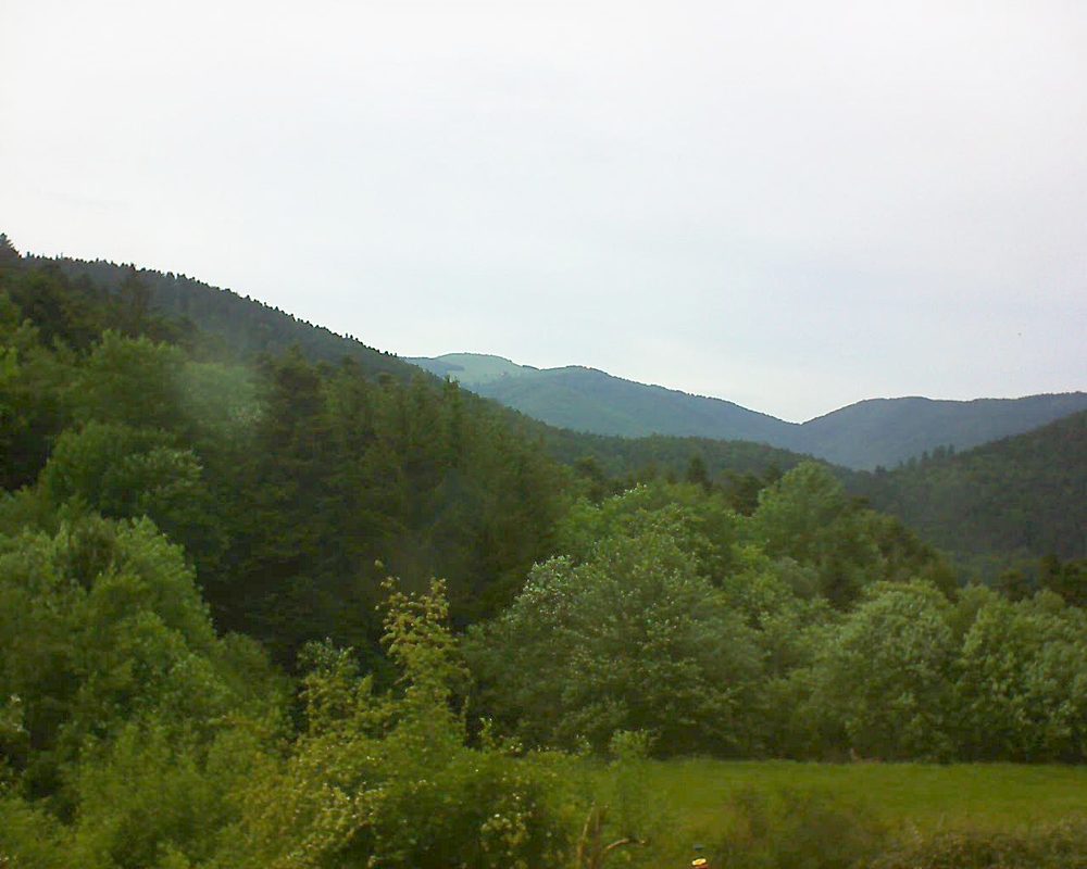 Le petit ballon vu depuis le Domaine Langmatt à Murbach le 22.05.2020 à 16:00 Le petit ballon (Alsace, Vosges) le 22.05.2020 à 16:00