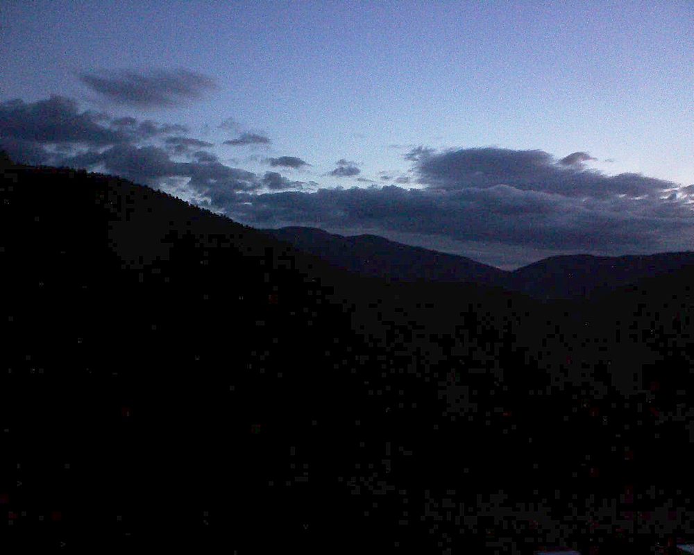 Le petit ballon vu depuis le Domaine Langmatt à Murbach le 30.06.2020 à 05:00 Le petit ballon (Alsace, Vosges) le 30.06.2020 à 05:00
