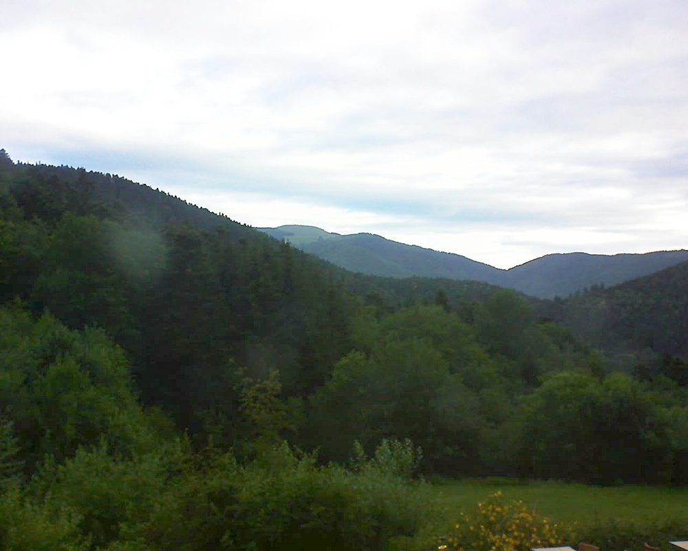Le petit ballon vu depuis le Domaine Langmatt à Murbach le 30.06.2020 à 07:00 Le petit ballon (Alsace, Vosges) le 30.06.2020 à 07:00