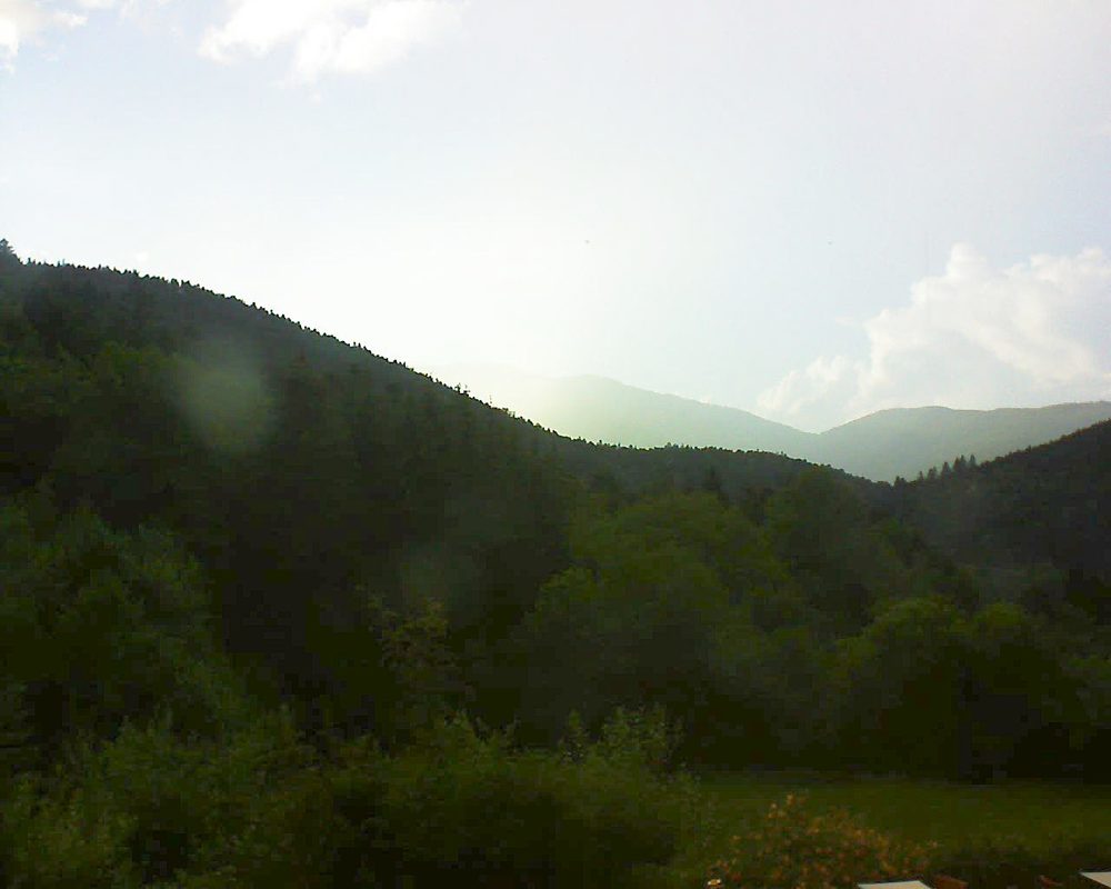 Le petit ballon vu depuis le Domaine Langmatt à Murbach le 01.07.2020 à 20:15 Le petit ballon (Alsace, Vosges) le 01.07.2020 à 20:15