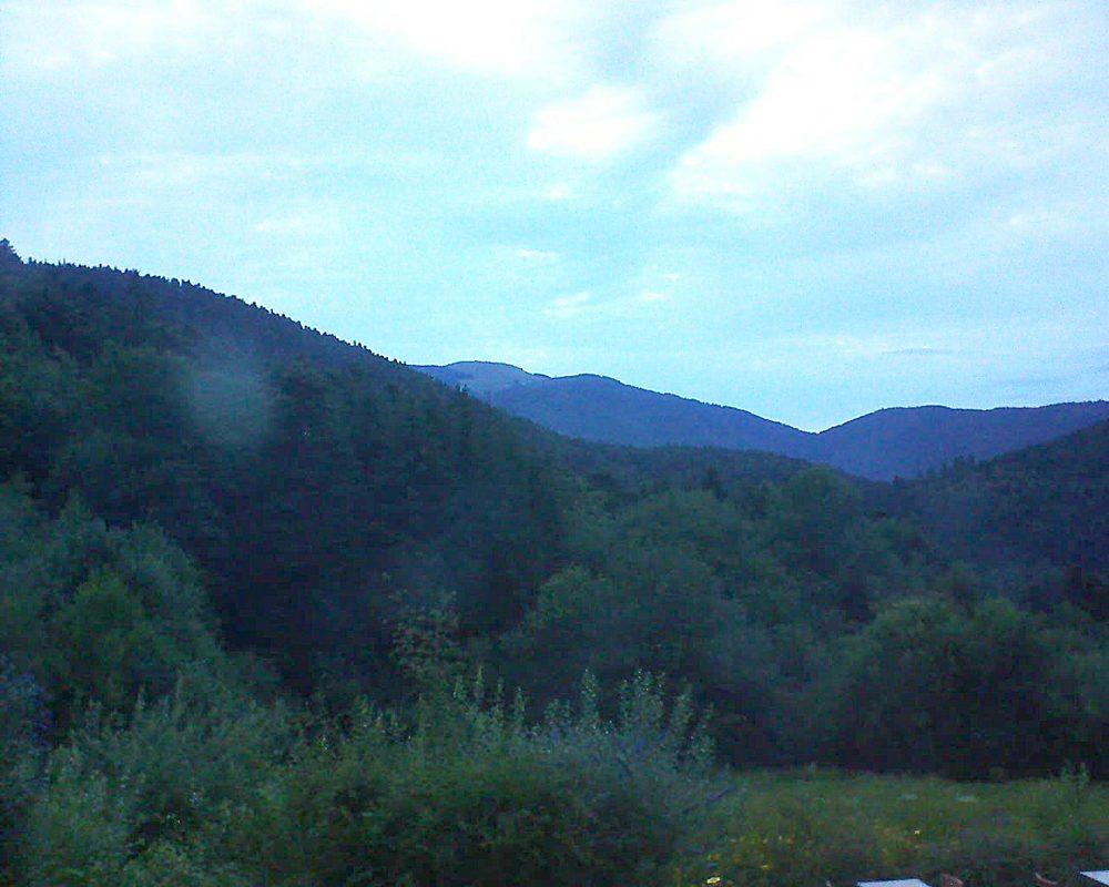 Le petit ballon vu depuis le Domaine Langmatt à Murbach le 25.07.2020 à 21:15 Le petit ballon (Alsace, Vosges) le 25.07.2020 à 21:15