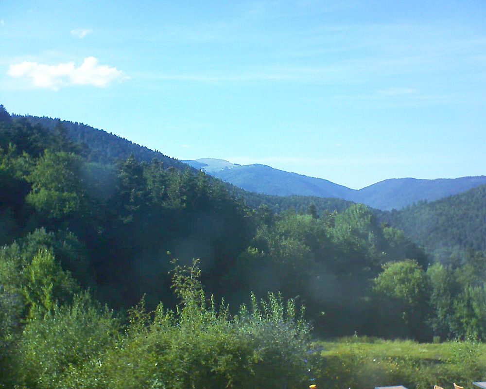Le petit ballon vu depuis le Domaine Langmatt à Murbach le 29.07.2020 à 18:15 Le petit ballon (Alsace, Vosges) le 29.07.2020 à 18:15