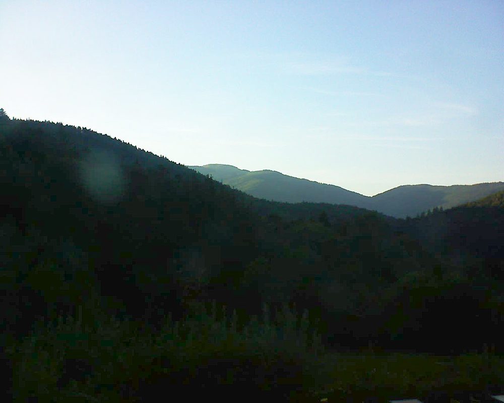 Le petit ballon vu depuis le Domaine Langmatt à Murbach le 29.07.2020 à 20:15 Le petit ballon (Alsace, Vosges) le 29.07.2020 à 20:15