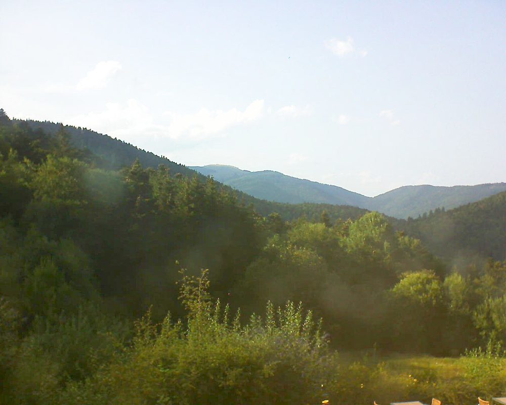 Le petit ballon vu depuis le Domaine Langmatt à Murbach le 01.08.2020 à 18:30 Le petit ballon (Alsace, Vosges) le 01.08.2020 à 18:30