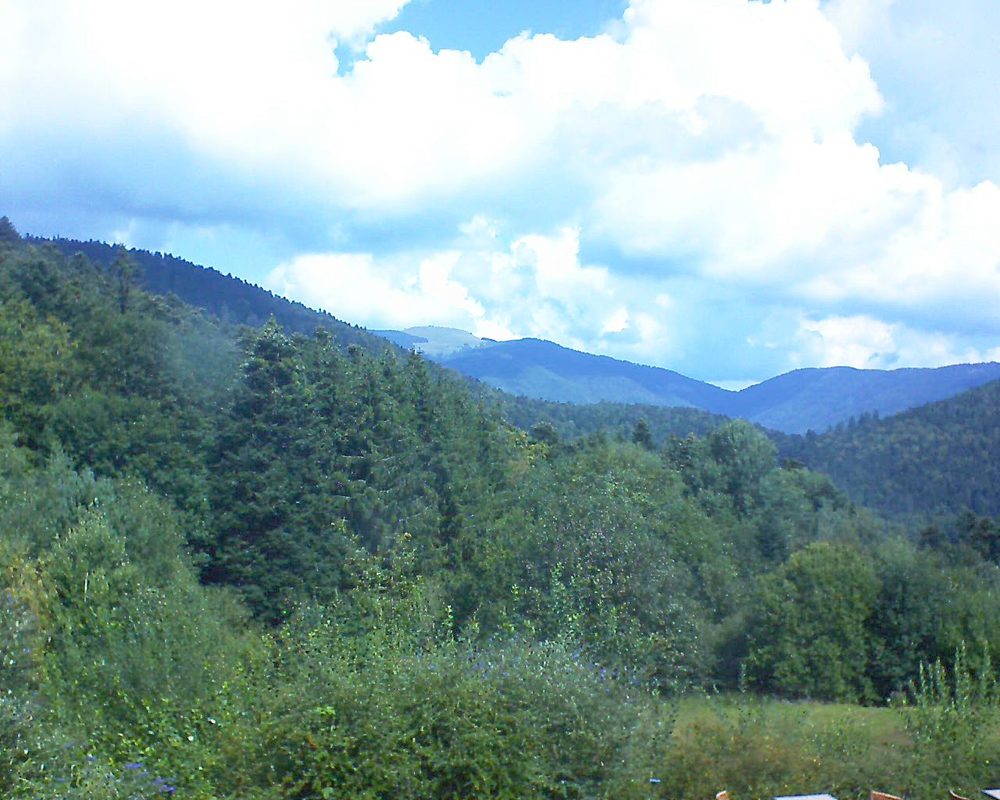 Le petit ballon vu depuis le Domaine Langmatt à Murbach le 02.09.2020 à 12:00 Le petit ballon (Alsace, Vosges) le 02.09.2020 à 12:00