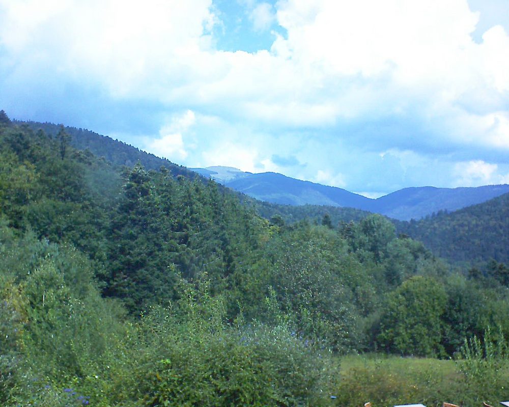 Le petit ballon vu depuis le Domaine Langmatt à Murbach le 02.09.2020 à 12:15 Le petit ballon (Alsace, Vosges) le 02.09.2020 à 12:15