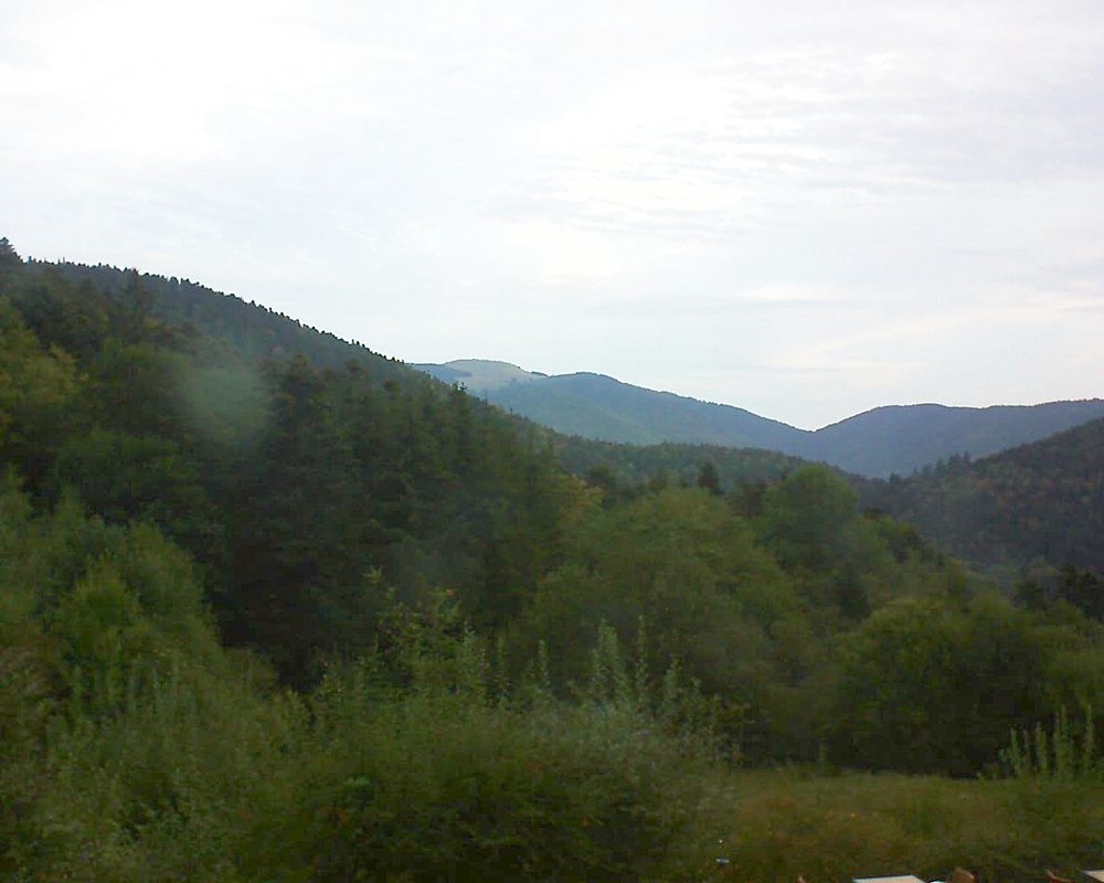 Le petit ballon vu depuis le Domaine Langmatt à Murbach le 16.09.2020 à 08:00 Le petit ballon (Alsace, Vosges) le 16.09.2020 à 08:00