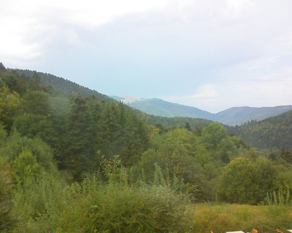 Le petit ballon vu depuis le Domaine Langmatt à Murbach le 16.09.2020 à 14:45 Le petit ballon (Alsace, Vosges) le 16.09.2020 à 14:45