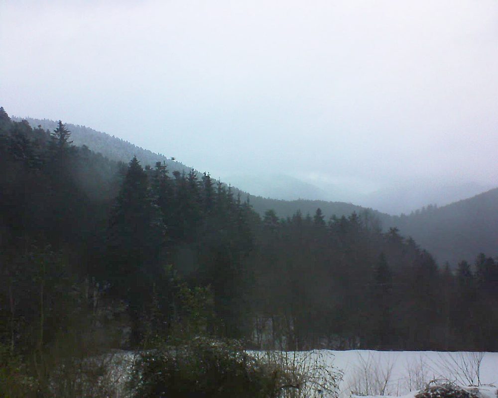 Le petit ballon vu depuis le Domaine Langmatt à Murbach le 23.01.2021 à 15:30 Le petit ballon (Alsace, Vosges) le 23.01.2021 à 15:30