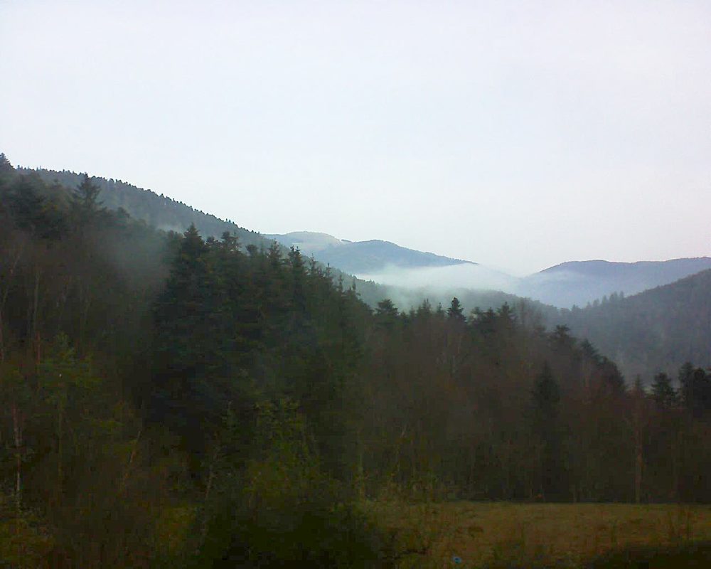 Le petit ballon vu depuis le Domaine Langmatt à Murbach le 06.02.2021 à 09:30 Le petit ballon (Alsace, Vosges) le 06.02.2021 à 09:30