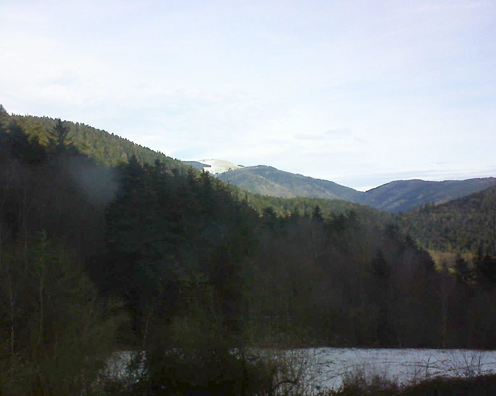 Le petit ballon vu depuis le Domaine Langmatt à Murbach le 16.02.2021 à 09:30 Le petit ballon (Alsace, Vosges) le 16.02.2021 à 09:30