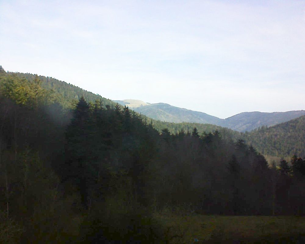 Le petit ballon vu depuis le Domaine Langmatt à Murbach le 20.02.2021 à 09:45 Le petit ballon (Alsace, Vosges) le 20.02.2021 à 09:45