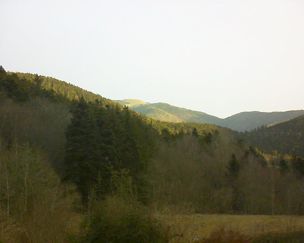 Le petit ballon vu depuis le Domaine Langmatt à Murbach le 22.02.2021 à 07:45 Le petit ballon (Alsace, Vosges) le 22.02.2021 à 07:45