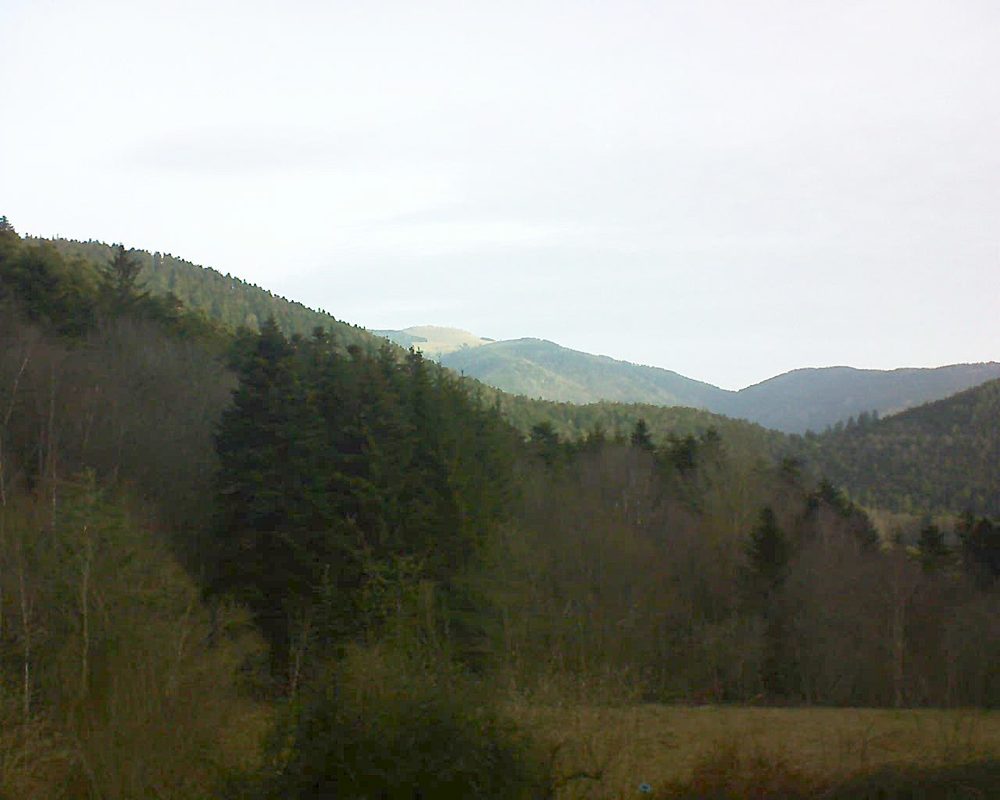 Le petit ballon vu depuis le Domaine Langmatt à Murbach le 23.02.2021 à 08:30 Le petit ballon (Alsace, Vosges) le 23.02.2021 à 08:30