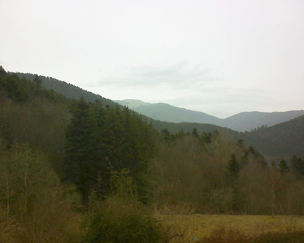 Le petit ballon vu depuis le Domaine Langmatt à Murbach le 26.02.2021 à 15:15 Le petit ballon (Alsace, Vosges) le 26.02.2021 à 15:15