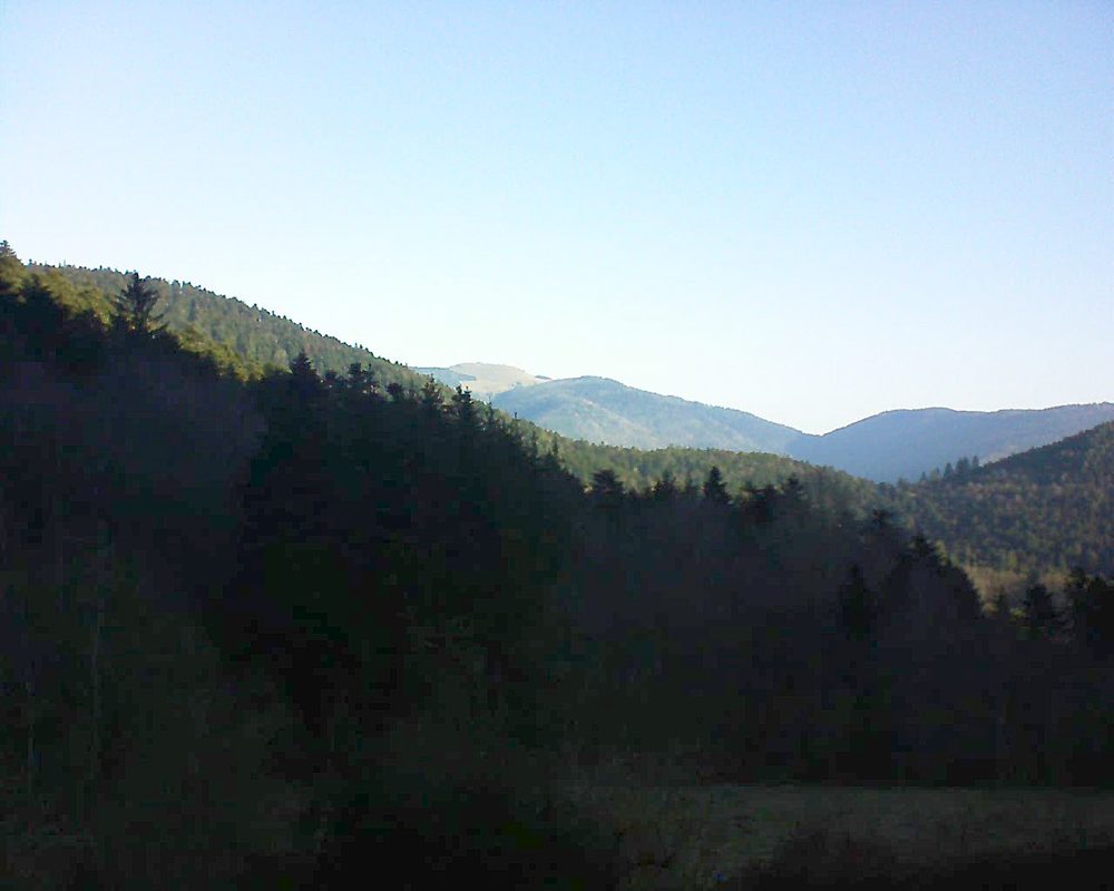 Le petit ballon vu depuis le Domaine Langmatt à Murbach le 02.03.2021 à 08:30 Le petit ballon (Alsace, Vosges) le 02.03.2021 à 08:30