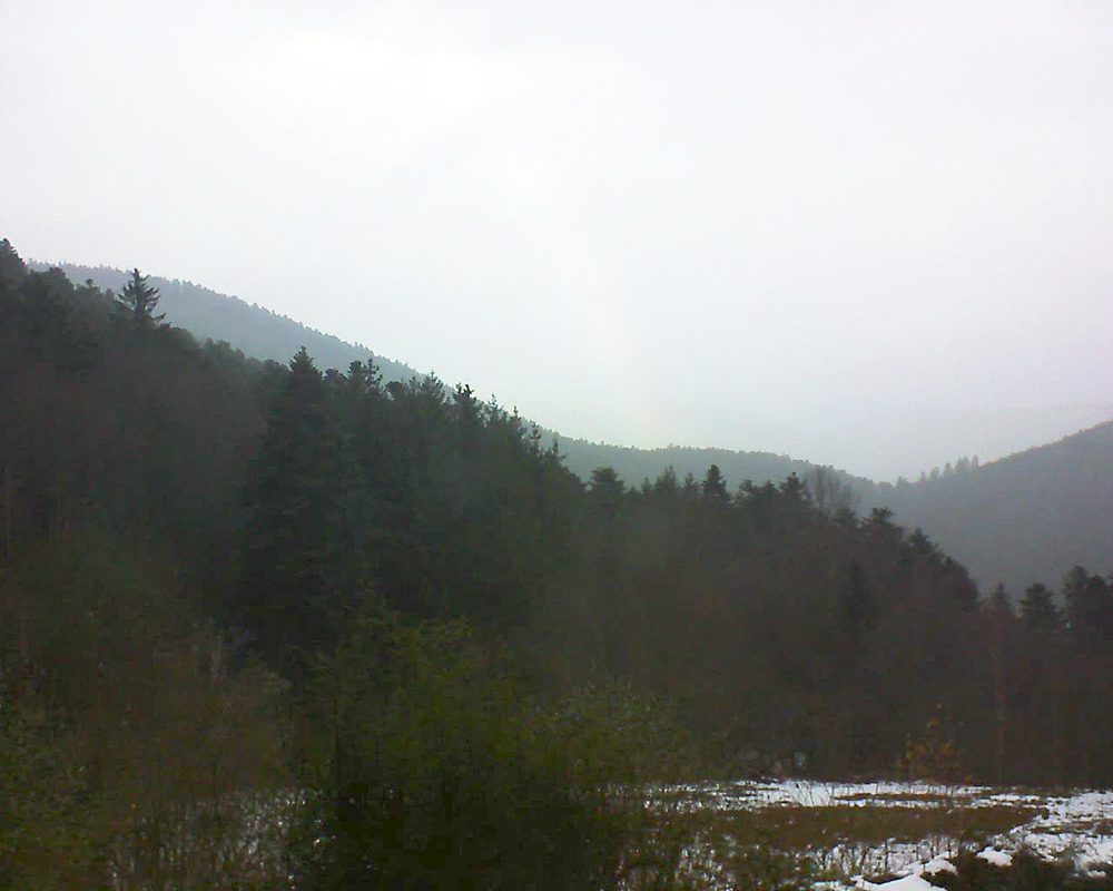 Le petit ballon vu depuis le Domaine Langmatt à Murbach le 01.12.2021 à 09:30 Le petit ballon (Alsace, Vosges) le 01.12.2021 à 09:30