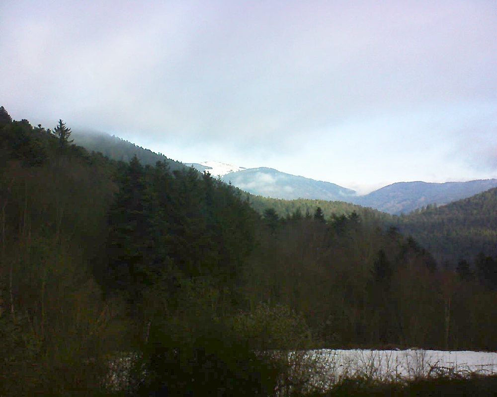 Le petit ballon vu depuis le Domaine Langmatt à Murbach le 17.12.2021 à 10:30 Le petit ballon (Alsace, Vosges) le 17.12.2021 à 10:30
