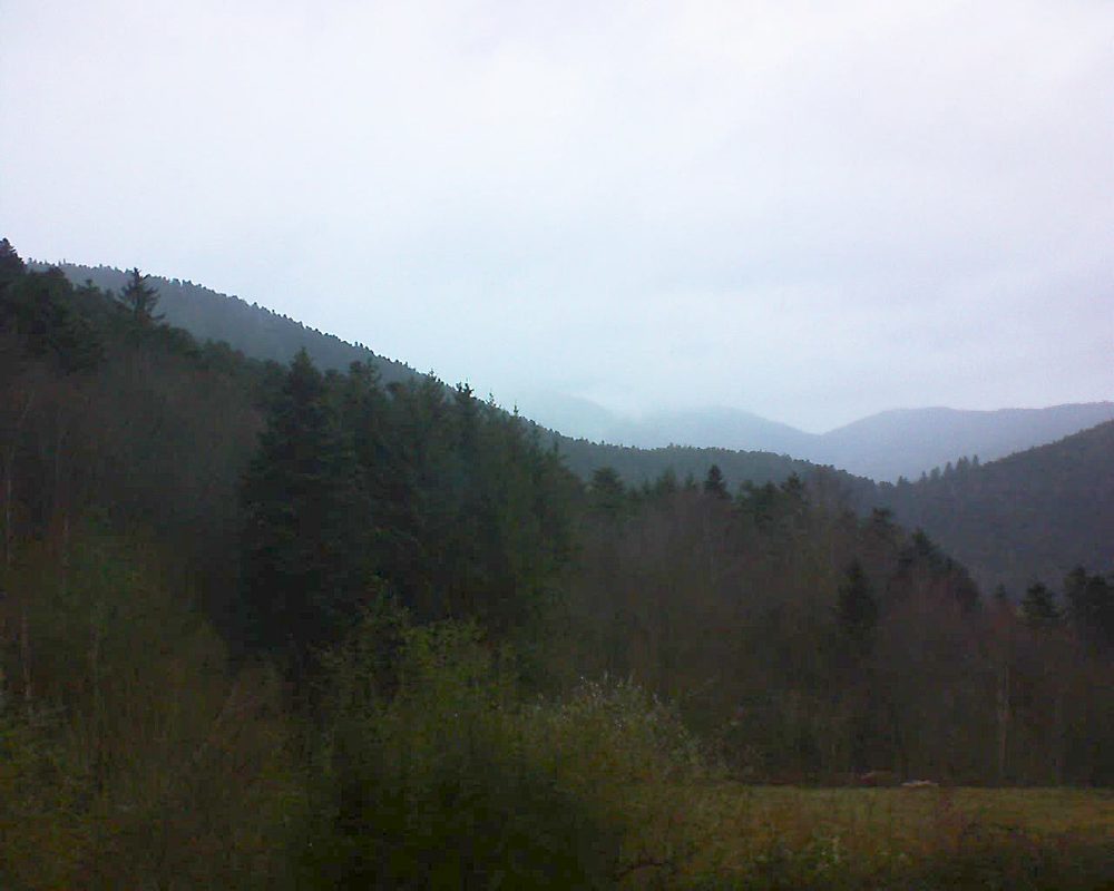 Le petit ballon vu depuis le Domaine Langmatt à Murbach le 24.12.2021 à 14:30 Le petit ballon (Alsace, Vosges) le 24.12.2021 à 14:30