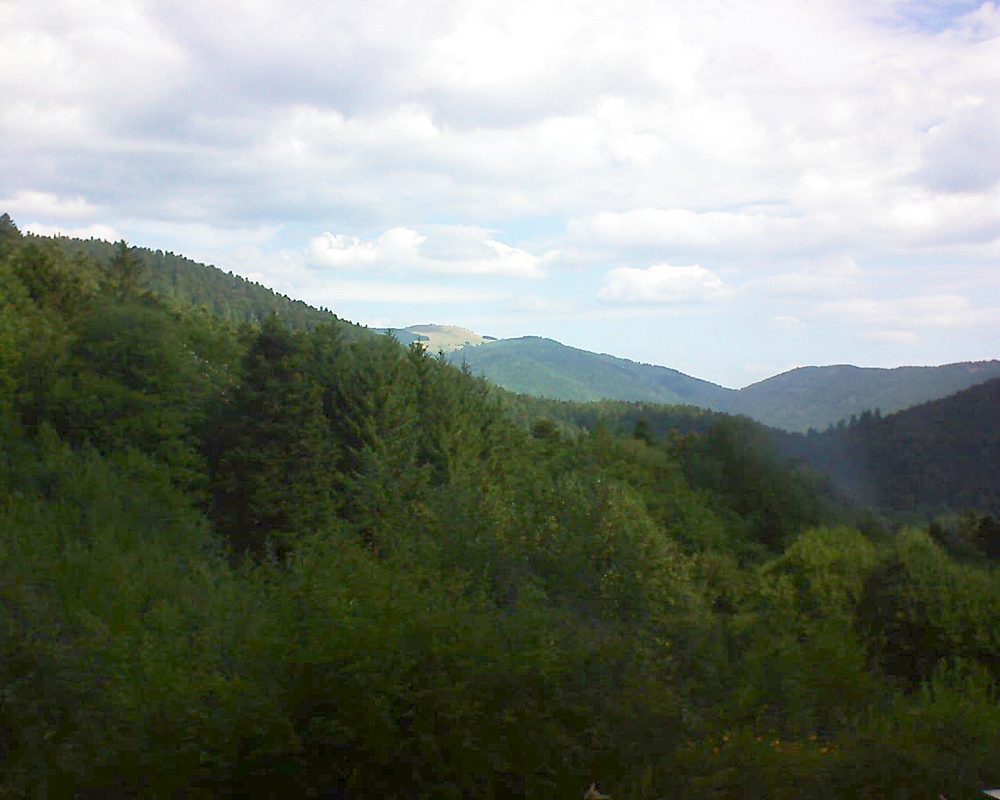 Le petit ballon vu depuis le Domaine Langmatt à Murbach le 30.07.2022 à 10:45 Le petit ballon (Alsace, Vosges) le 30.07.2022 à 10:45