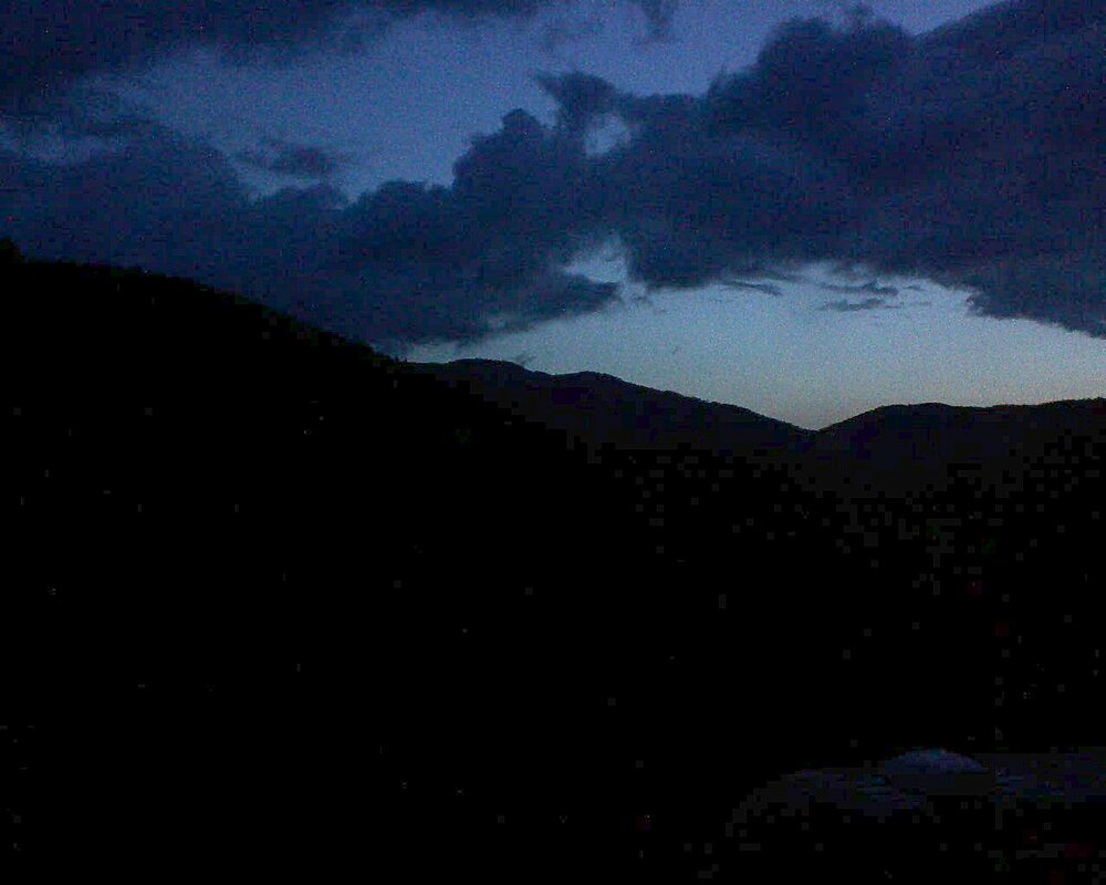 Le petit ballon vu depuis le Domaine Langmatt à Murbach le 23.04.2023 à 06:00 Le petit ballon (Alsace, Vosges) le 23.04.2023 à 06:00