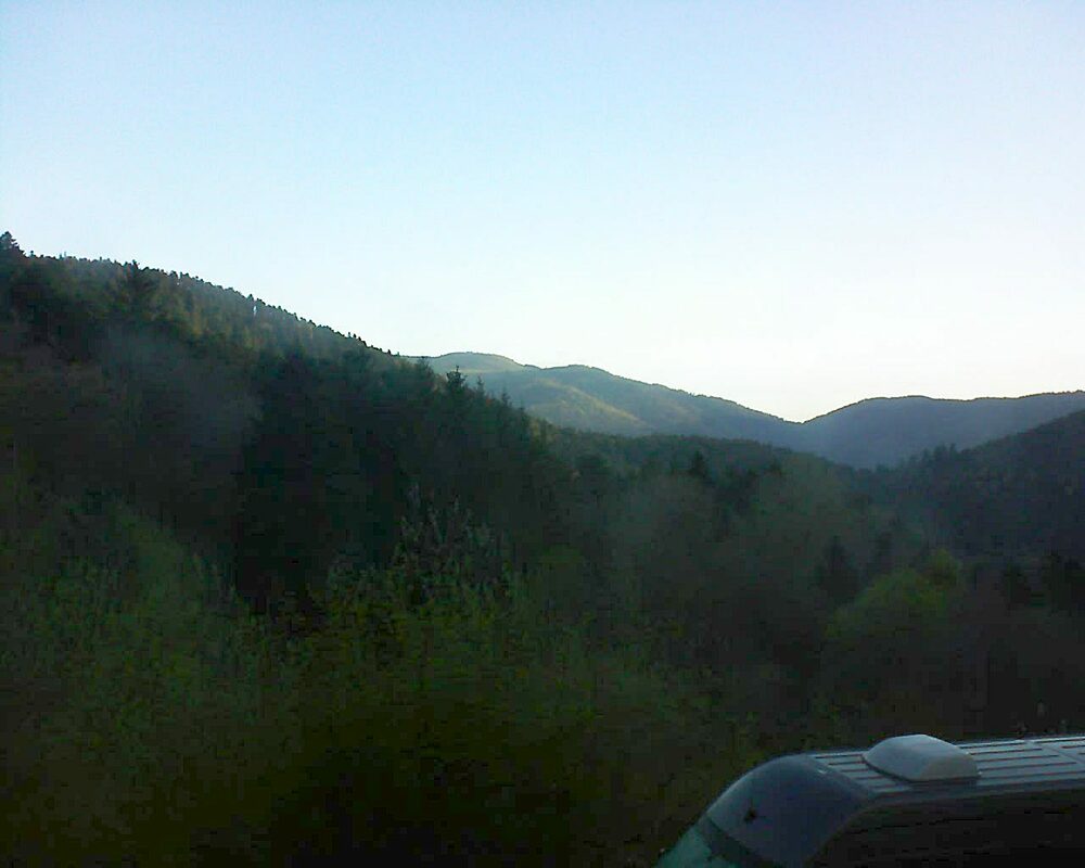 Le petit ballon vu depuis le Domaine Langmatt à Murbach le 23.04.2023 à 07:00 Le petit ballon (Alsace, Vosges) le 23.04.2023 à 07:00