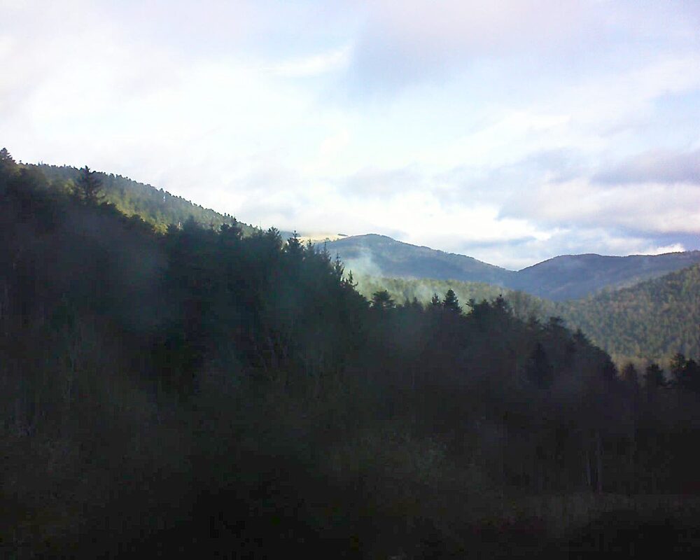 Le petit ballon vu depuis le Domaine Langmatt à Murbach le 06.02.2024 à 09:30 Le petit ballon (Alsace, Vosges) le 06.02.2024 à 09:30