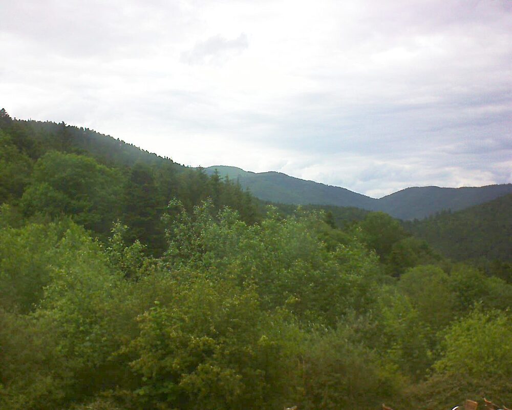 Le petit ballon vu depuis le Domaine Langmatt à Murbach le 27.05.2024 à 16:45 Le petit ballon (Alsace, Vosges) le 27.05.2024 à 16:45