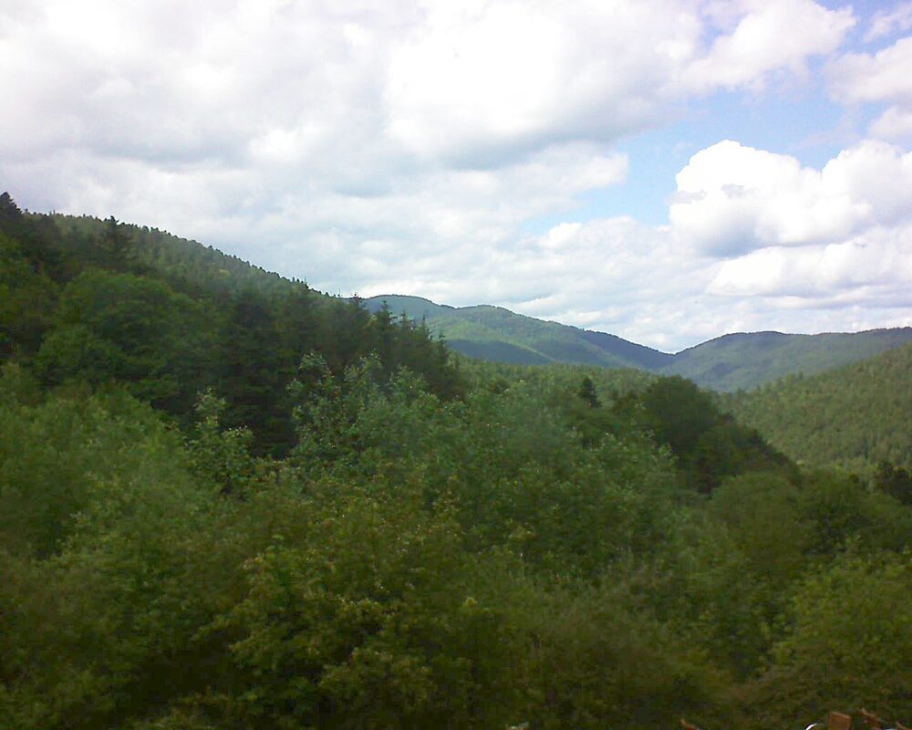 Le petit ballon vu depuis le Domaine Langmatt à Murbach le 28.05.2024 à 16:00 Le petit ballon (Alsace, Vosges) le 28.05.2024 à 16:00