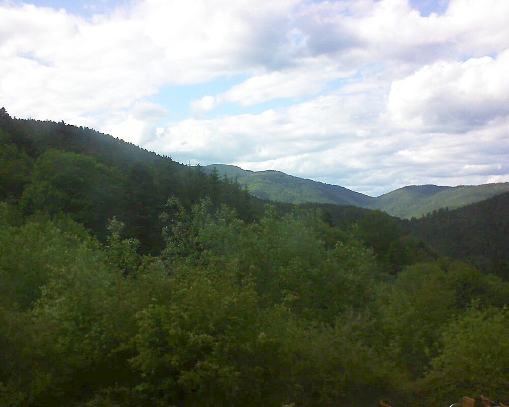 Le petit ballon vu depuis le Domaine Langmatt à Murbach le 28.05.2024 à 18:00 Le petit ballon (Alsace, Vosges) le 28.05.2024 à 18:00