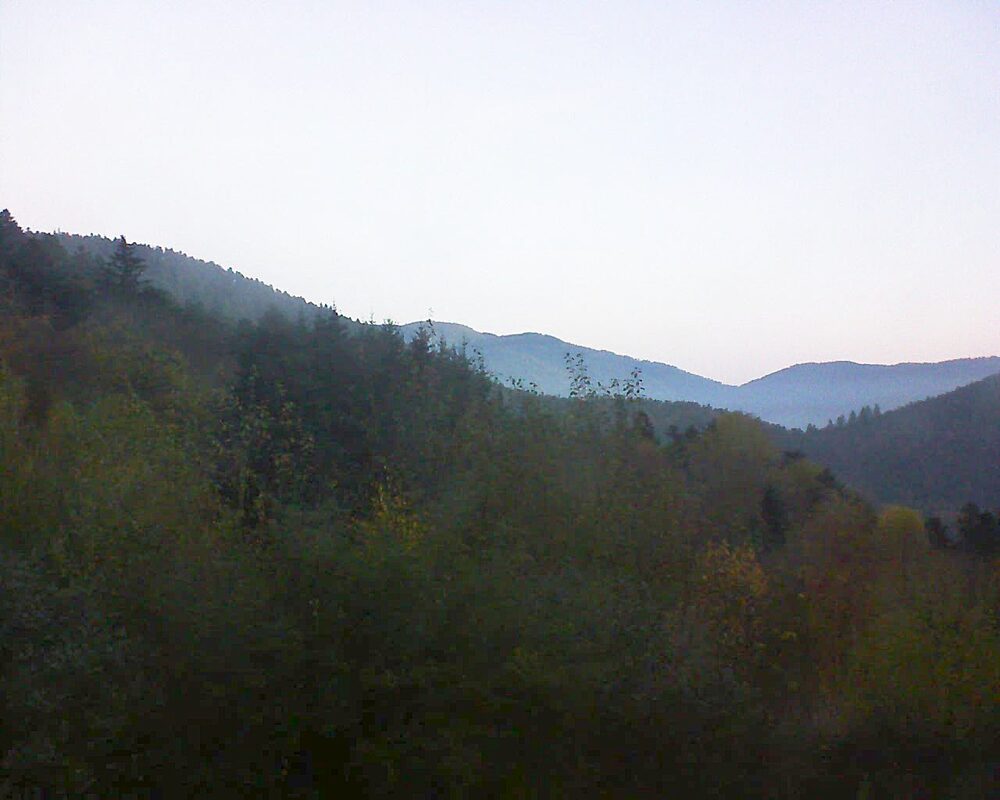 Le petit ballon vu depuis le Domaine Langmatt à Murbach le 16.11.2024 à 07:30 Le petit ballon (Alsace, Vosges) le 16.11.2024 à 07:30
